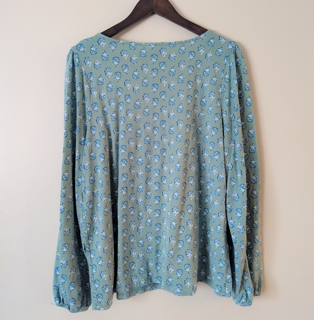 Lucky Brand Blue Floral Top - Picture 2 of 4
